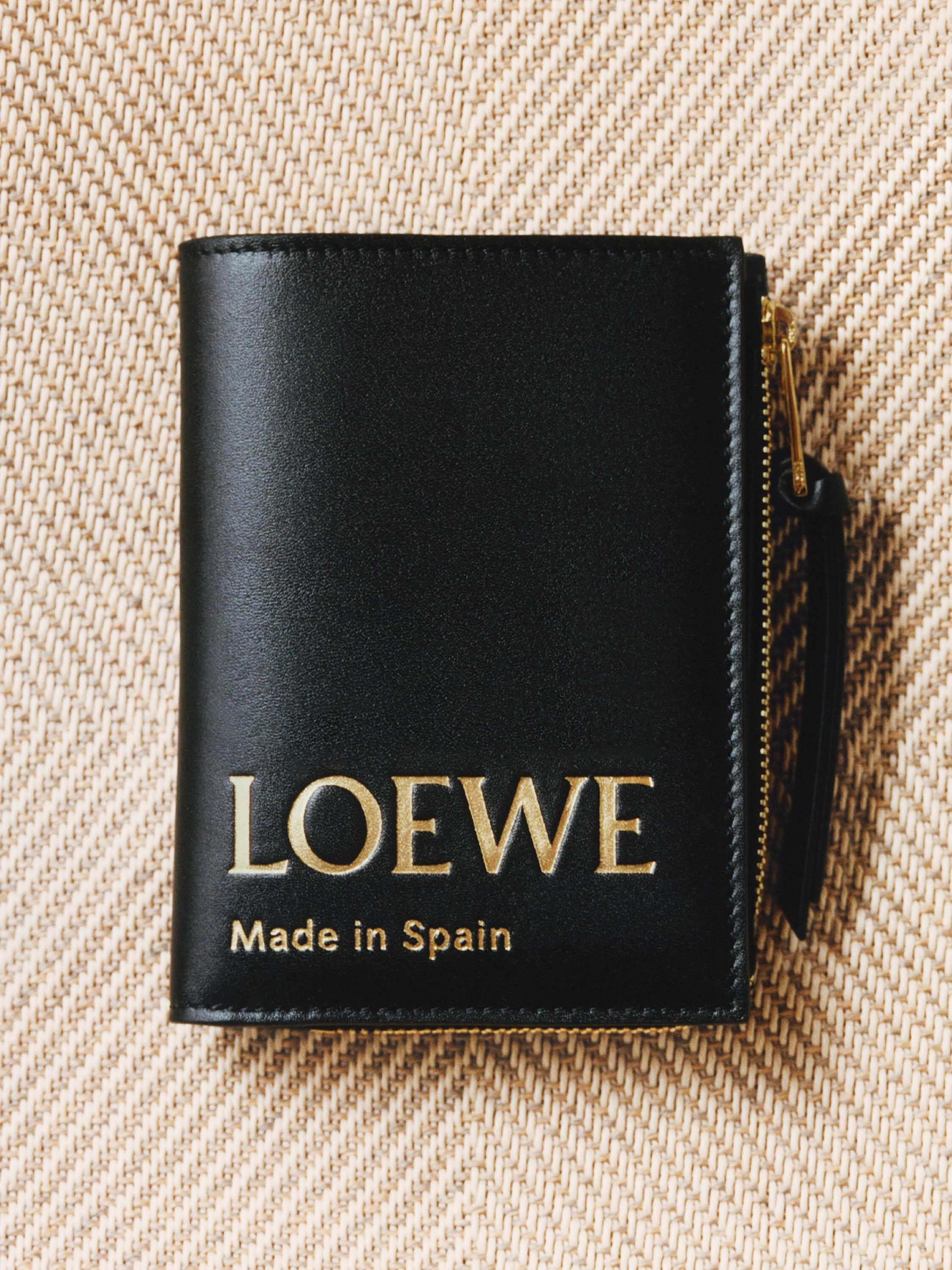 Billetera loewe 2025